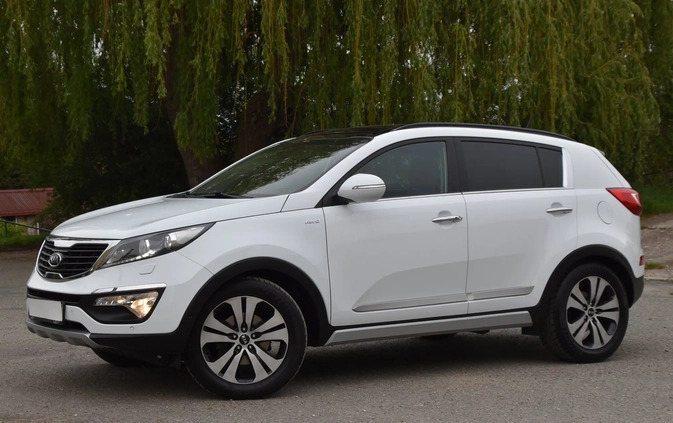 Kia Sportage cena 52800 przebieg: 172480, rok produkcji 2012 z Pilawa małe 781